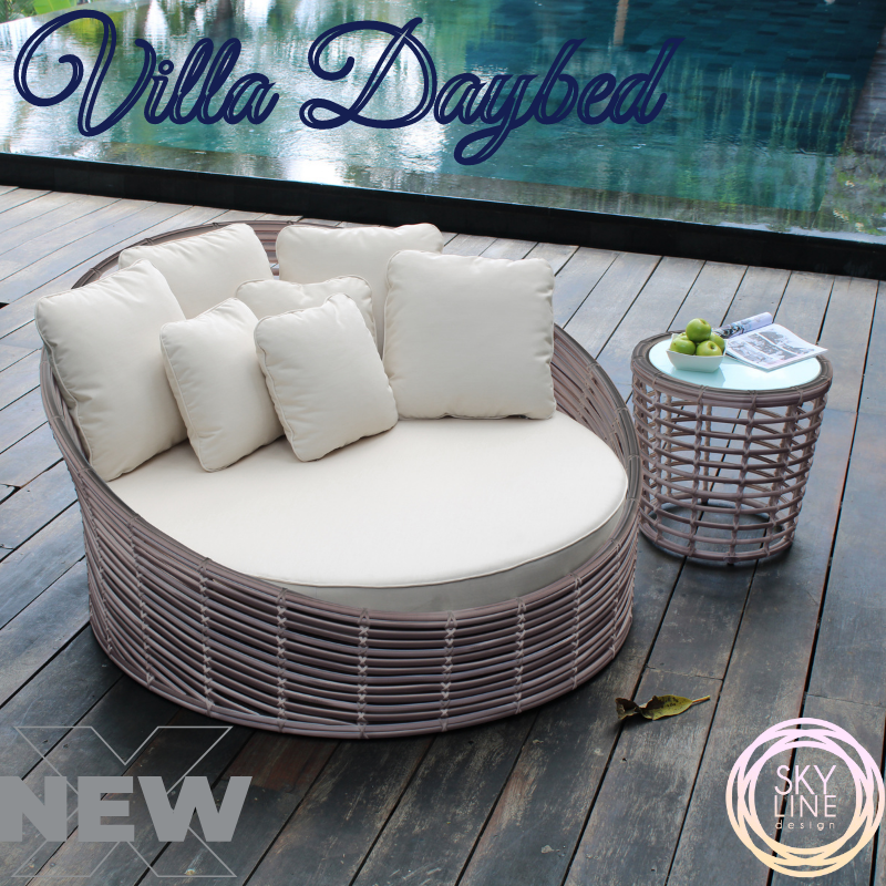 New for 2021 is the beautiful Villa Daybed. Enjoy a lovely day of lounging outdoor on the comfy cushions with no worries of durability. This daybed frame is all weather proof, strong and lightweight for easy maneuvering. #skylinedesignna  #new2021 #interiordesign #outdoordecor
