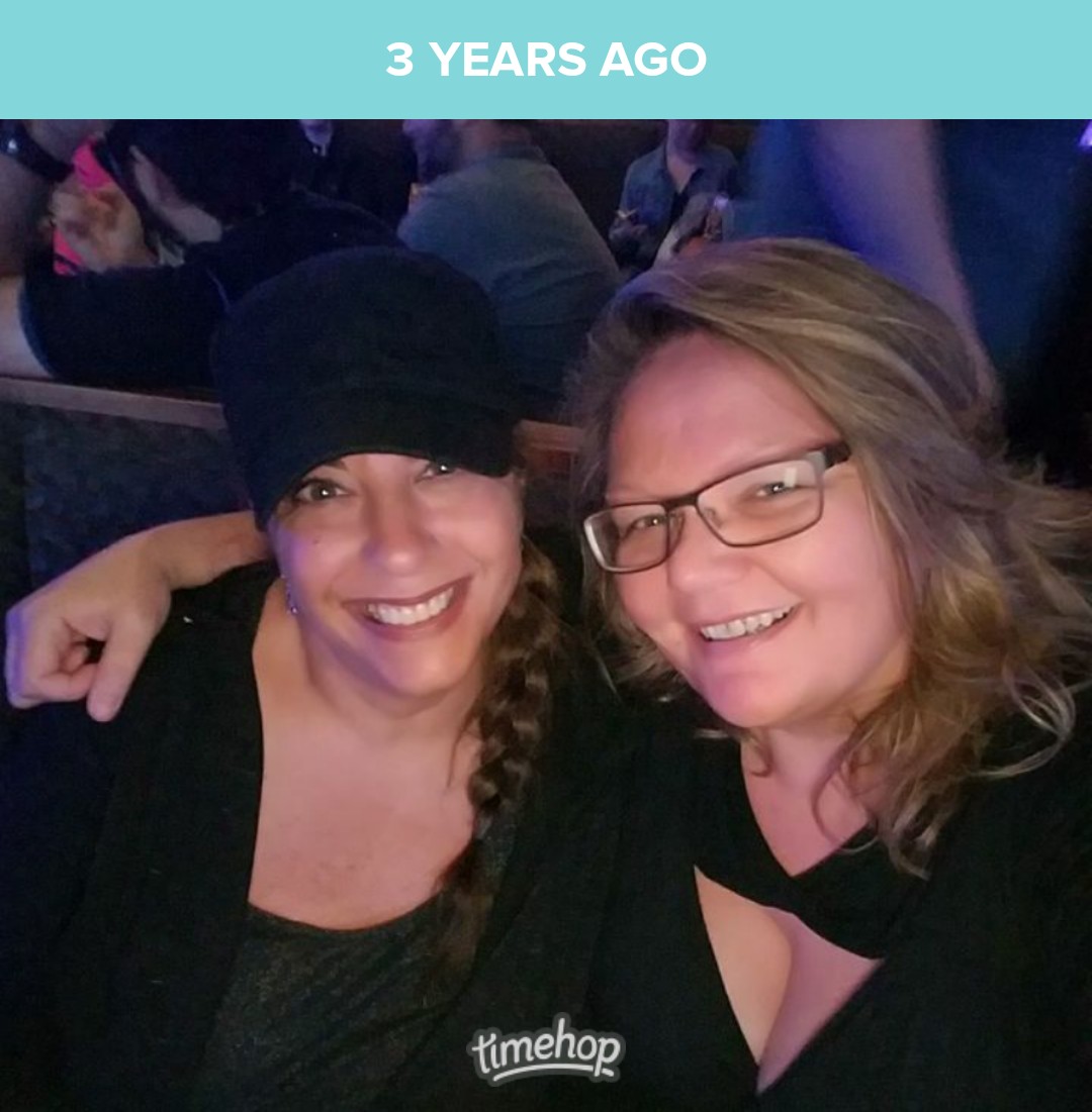 bridgetfa's tweet image. Me and one of my besties at #hollywoodbabbleon  at Caroline&apos;s on Broadway. Miss the days of live shows.