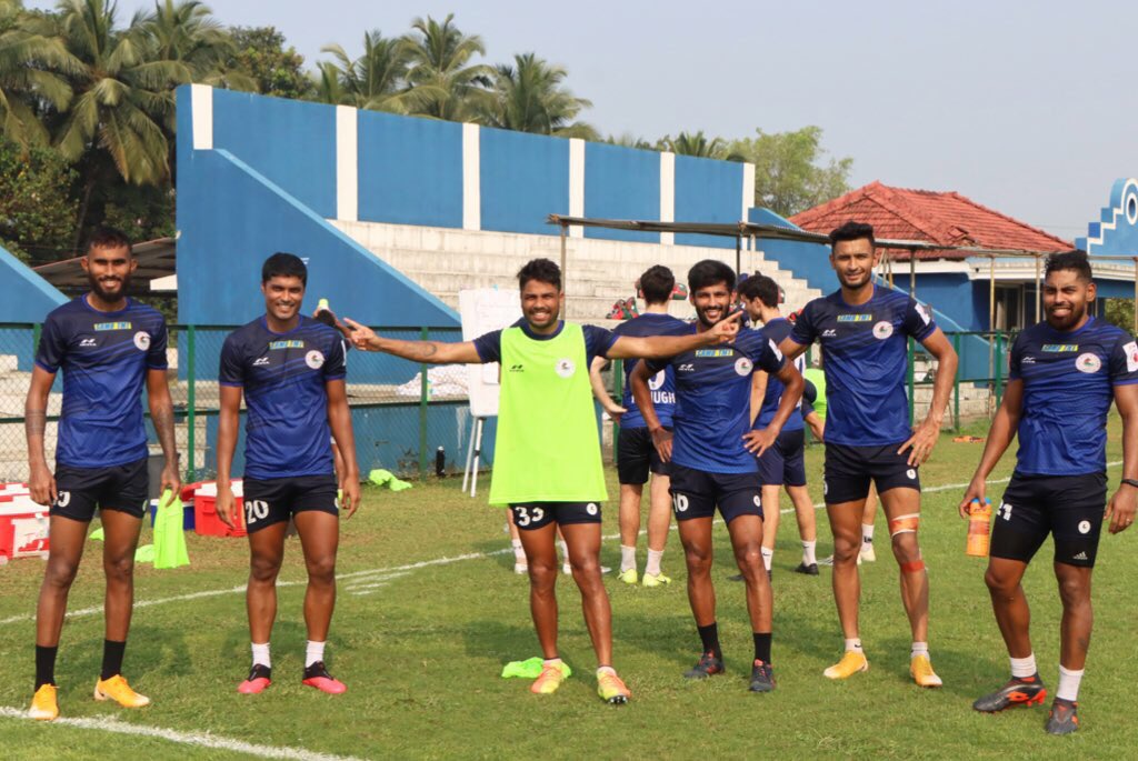 mohunbagansg's tweet photo. When you realise the @IndSuperLeague is starting in two weeks!! 🤩🗓

#ATKMohunBagan #Mariners #JoyMohunBagan #IndianFootball https://t.co/XWdS20c65G