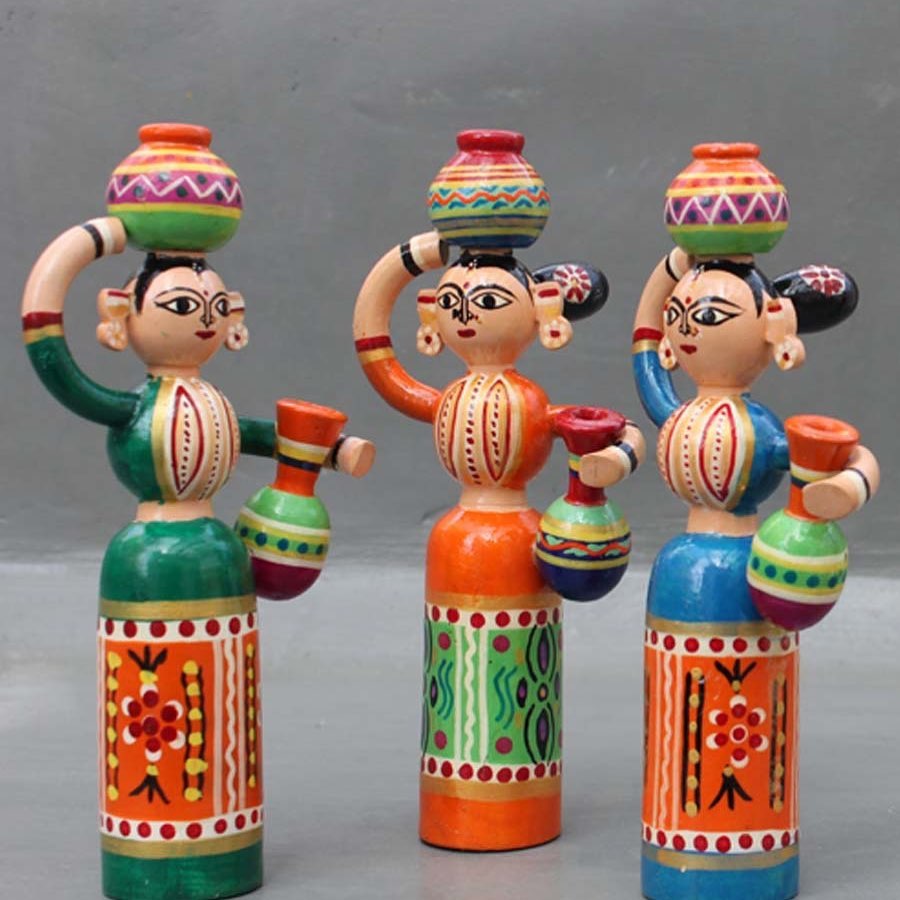 Ministry of Tourism on Twitter: "The 200 years old tradition of the toy  town is trying to thrive in the market once again with its lovingly  chiseled Channapatna toys! Let's join our