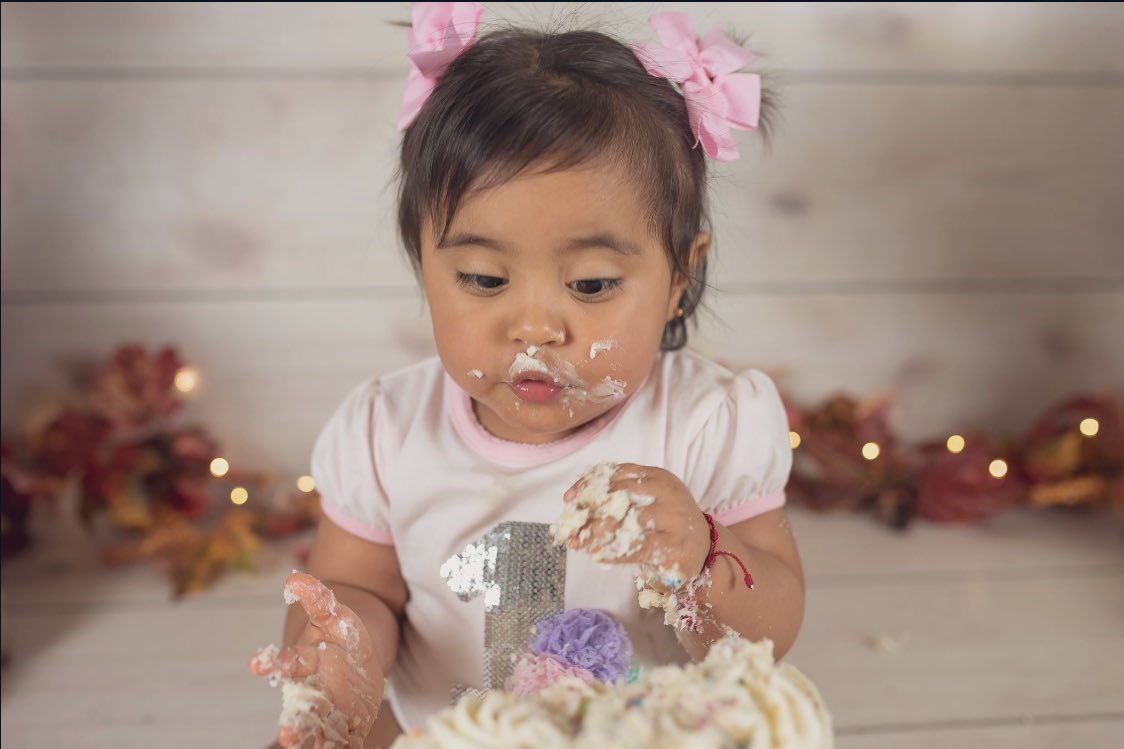 camilasmomm's tweet photo. It’s my one year olds birthday 😭💖 I love my stink sm. https://t.co/BUVPqNC9xv