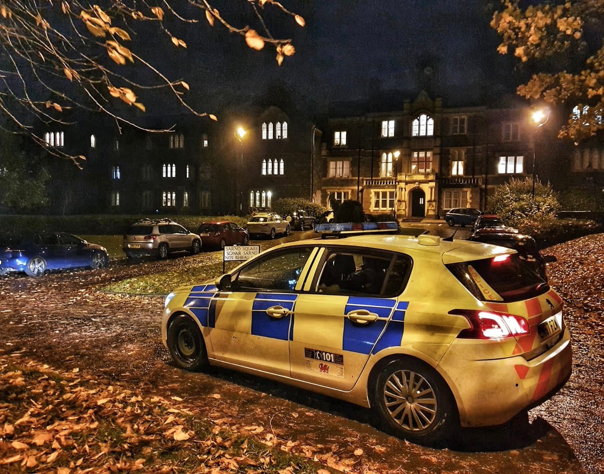 gwentpolice's tweet photo. This week, we shone a light on our officers for their continued commitment to #ProtectingAndReassuring our communities.
🚓Road safety checks by @gpoperations.
👮Patrols by @GPMonmouthshire following reports of criminal damage.
👮♀@GPNewport responding to reports of ASB. https://t.co/8kTZQr0ghk