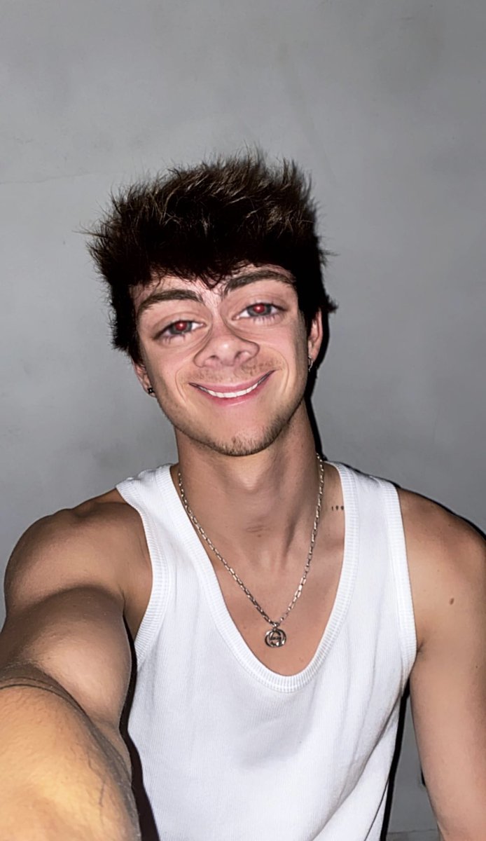 〘Instagram〙

<a href="/corbynbesson/">Corbyn</a> via story: