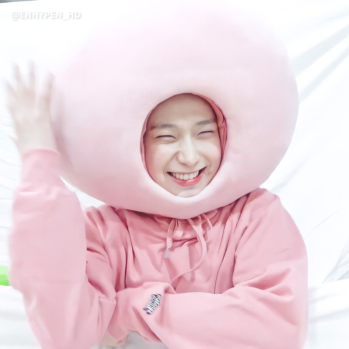 AVidyawati's tweet photo. ENGENE selalu ada untukmu

WE LOVE YOU KIM SUNOO
@ENHYPEN_members https://t.co/w2w0dII5pr