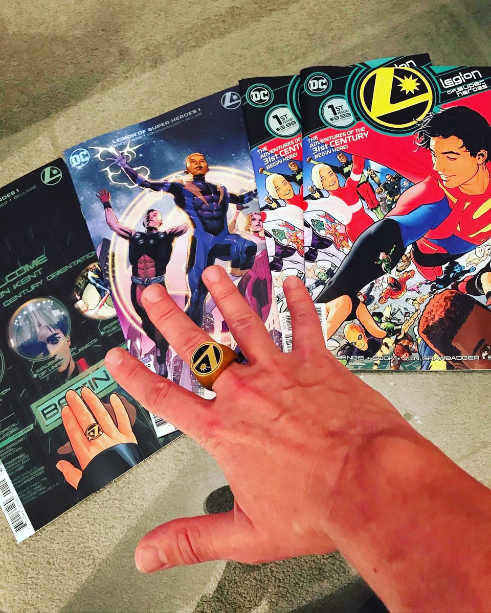 tbwUltraPowers's tweet photo. π’π‘π π¬πππ₯ πππ’ ... LSH #1
#onthisday 6th November 2019
it was the dazzling debut of the new βπππππ’π‘ πΌπ³ π¦π¨π£ππ₯ πππ₯π’ππ¦β from @BRIANMBENDIS #RyanSook and @DCComics !!!
#LLL
#LegionMoments
#LegionFlightRing
#LongLiveTheLegion #LegionOfSuperHeroes https://t.co/YQSzEuBALm