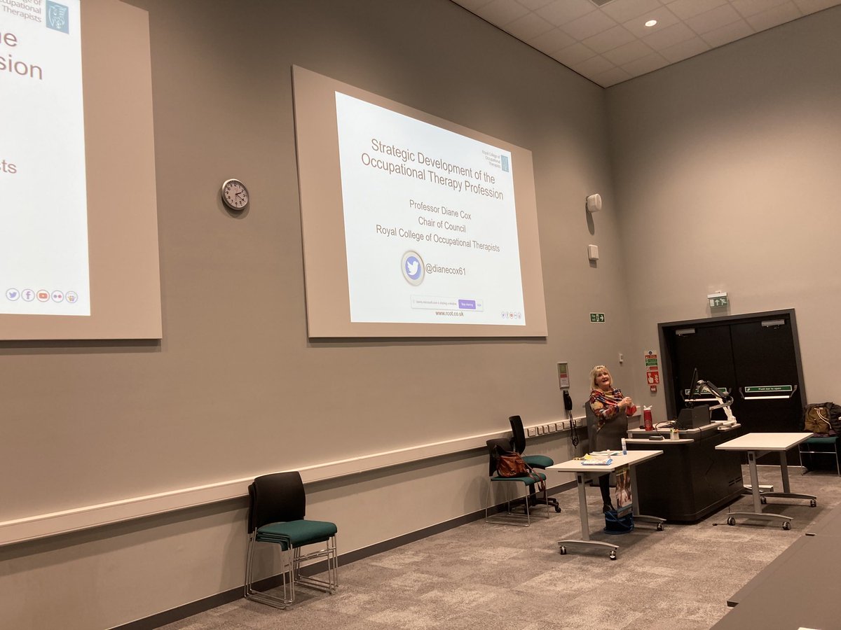 emmaspellmanOT's tweet photo. Hooray🙌 @dianecox61 has commenced her eagerly awaited address to us in @OTCumbria in @CumbriaUni for #OTweek2020 #UOCOT reminding us of why to #chooseOT its fantastic from the start! 👍✅💚 https://t.co/G20PnNyDZ5