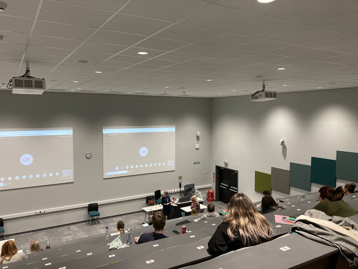 emmaspellmanOT's tweet photo. Hooray🙌 @dianecox61 has commenced her eagerly awaited address to us in @OTCumbria in @CumbriaUni for #OTweek2020 #UOCOT reminding us of why to #chooseOT its fantastic from the start! 👍✅💚 https://t.co/G20PnNyDZ5
