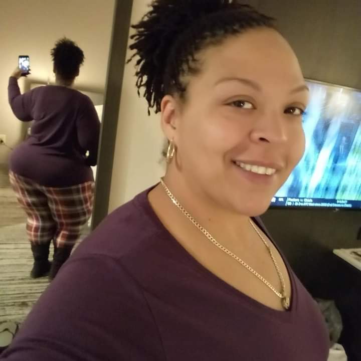 Scrumptiousxxx's tweet photo. Big but & a smile ๐๐๐
#getchuone https://t.co/ZQFfWryVSZ