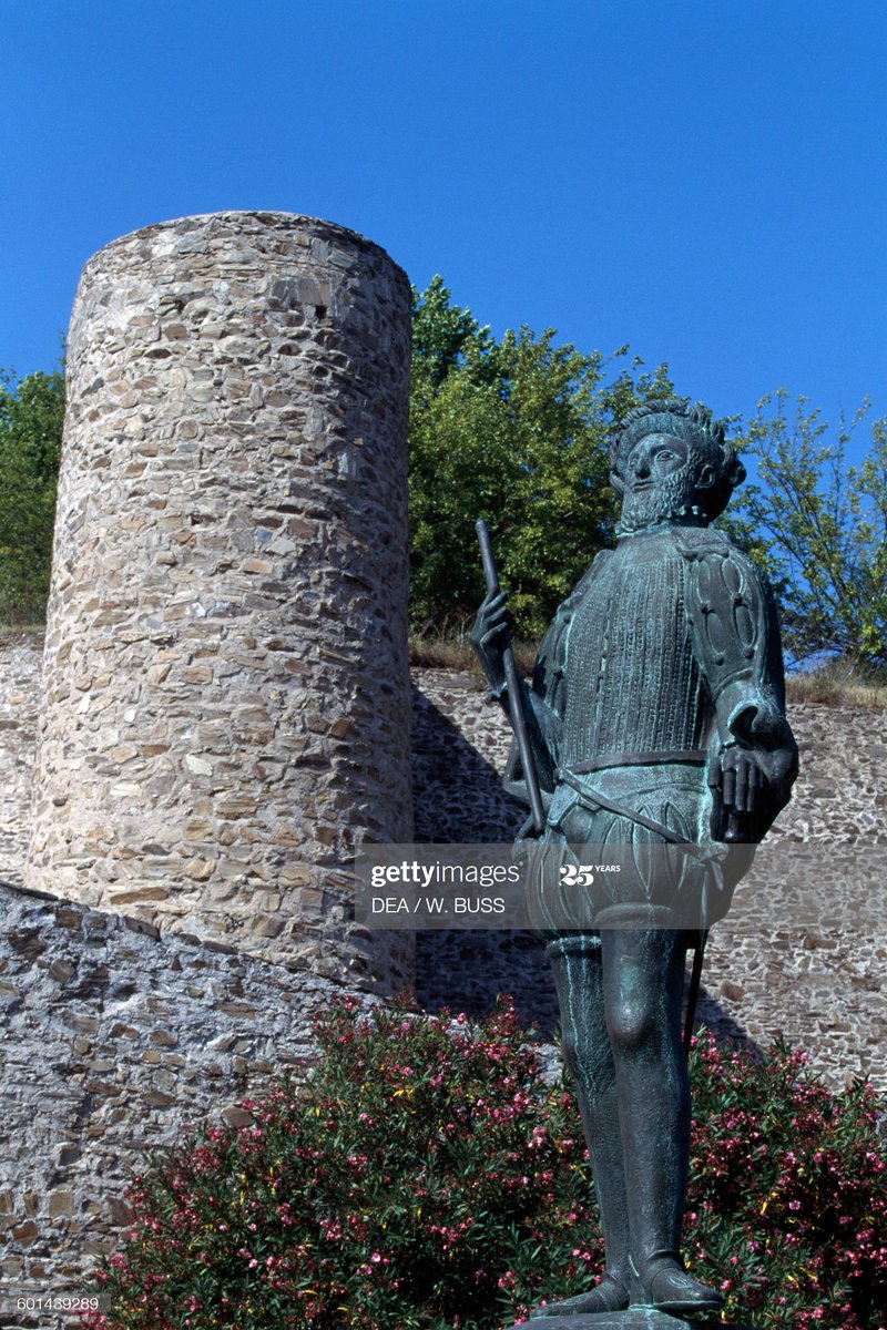 In 1510, Dom Francisco de Almeida––the first Portuguese viceroy in India––landed in Cape Town. He went ashore with his soldiers, many of whom were Portuguese aristocrats, and kidnapped several children. The KhoiKhoi killed him, as well as half of his soldiers, and the rest fled.