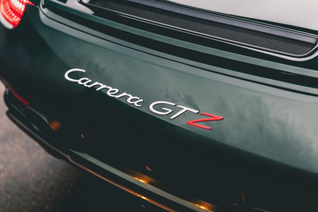 911LND's tweet photo. The Carrera GT „Zagato“!

👉🏻 Read the Full article: https://t.co/oJDFsUJmz0 https://t.co/JseK3mvmc4