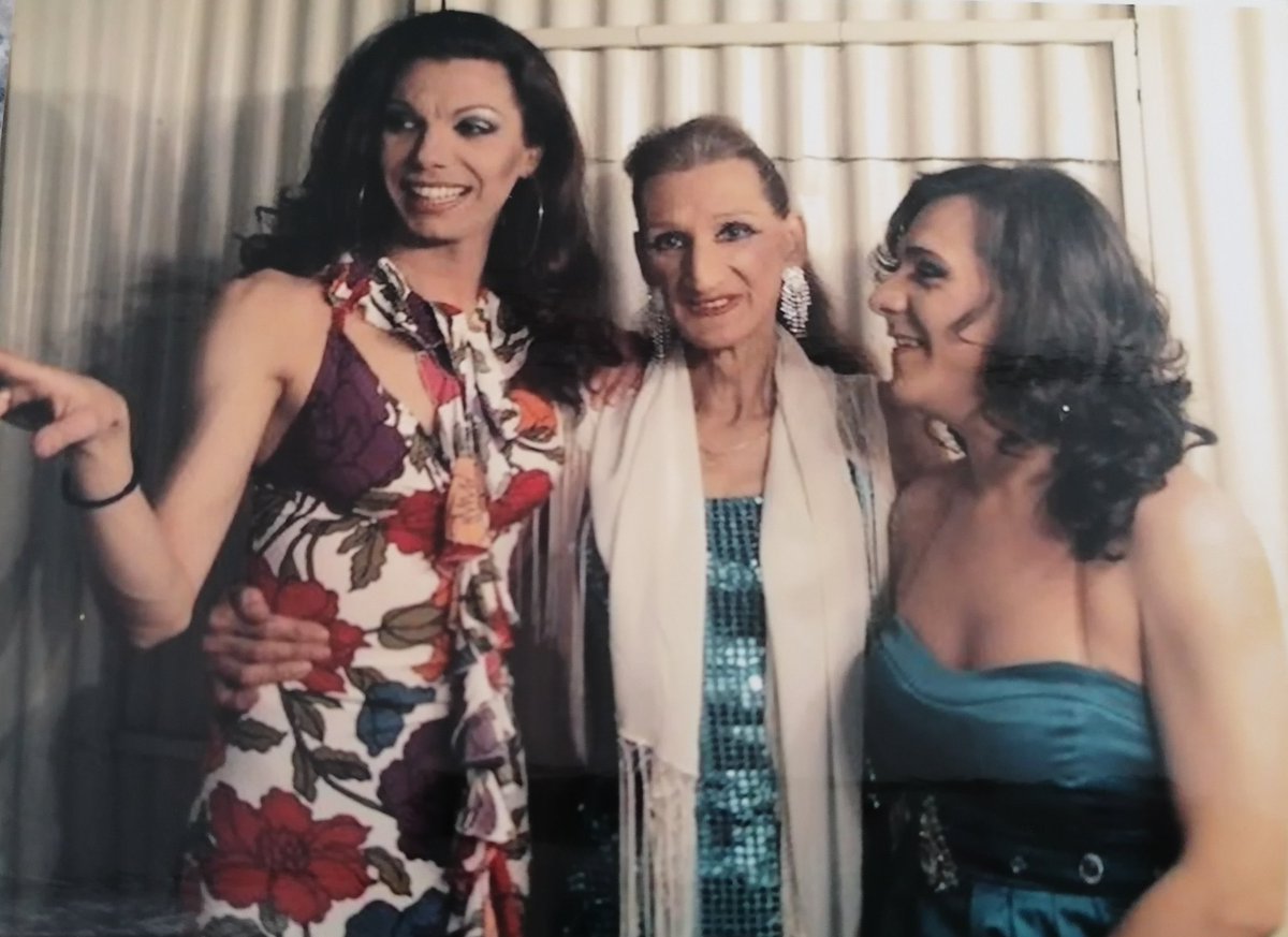 ArtistaSoler's tweet photo. ISBILIA 18.2.2010 #osariosoler #sevillana #trianera #transexual #recuerdos #sevilla #Twitter #facebook #instagram #isbilia #sevilla #paseocolon #transexualSevilla #lgtbi #trans #transgenero #pose #vogue #portadadevogue #modelo #actriz #altacostura #vogueespaña #totódeespaña https://t.co/EFRP6dmrQE