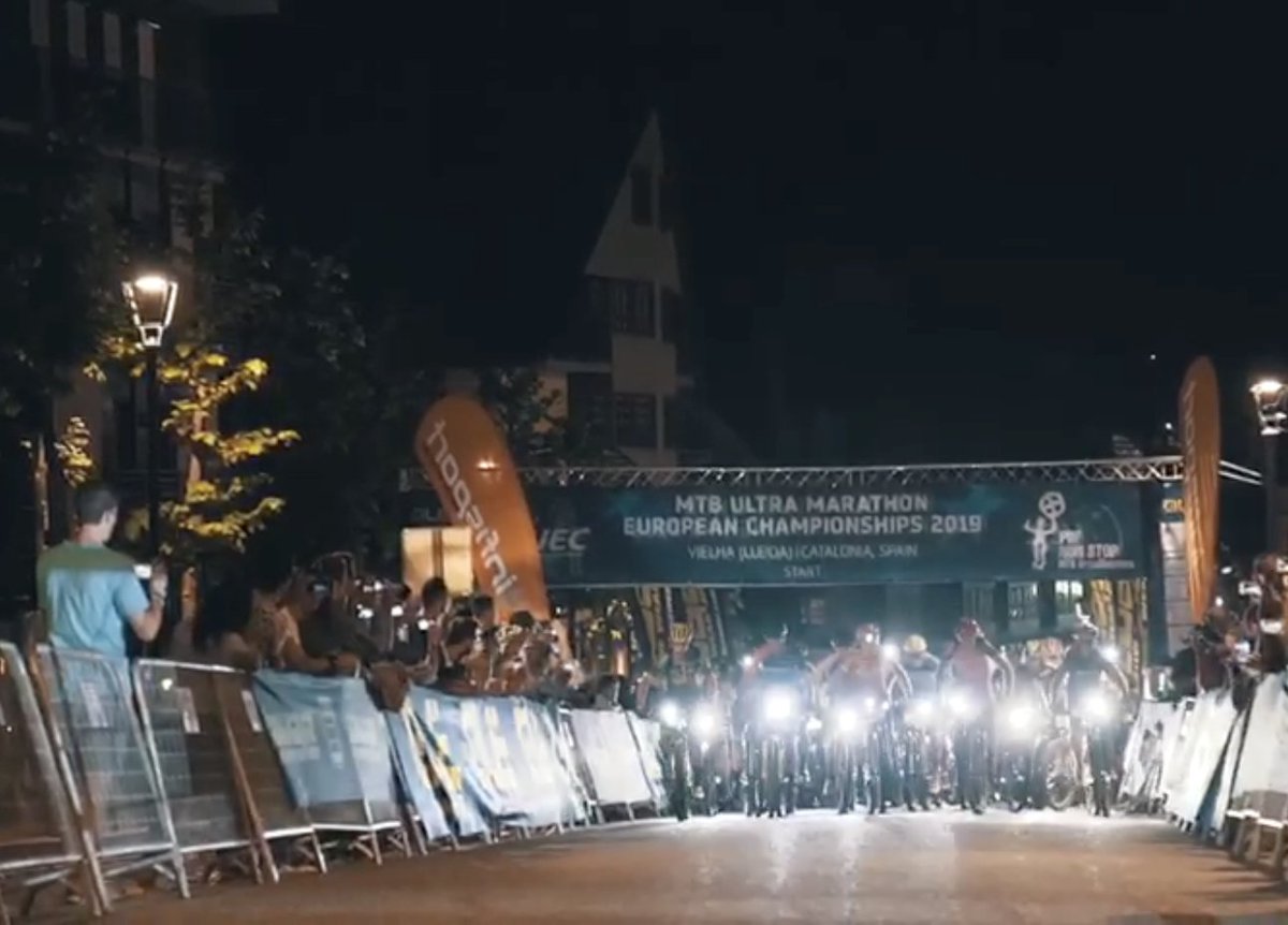 2020 esta siendo un año de adversidades, sin embargo volveremos, lo haremos para disfrutar de nuestro deporte favorito.
Más ganas que nunca de volvernos a emocionar y darnos un gran abrazo en esta maravillosa locura llamada #PDFNonStop

<a href="/Evasiontv_es/">EVASIÓN TV</a> 

👉 youtu.be/0Doo2b8sBQQ