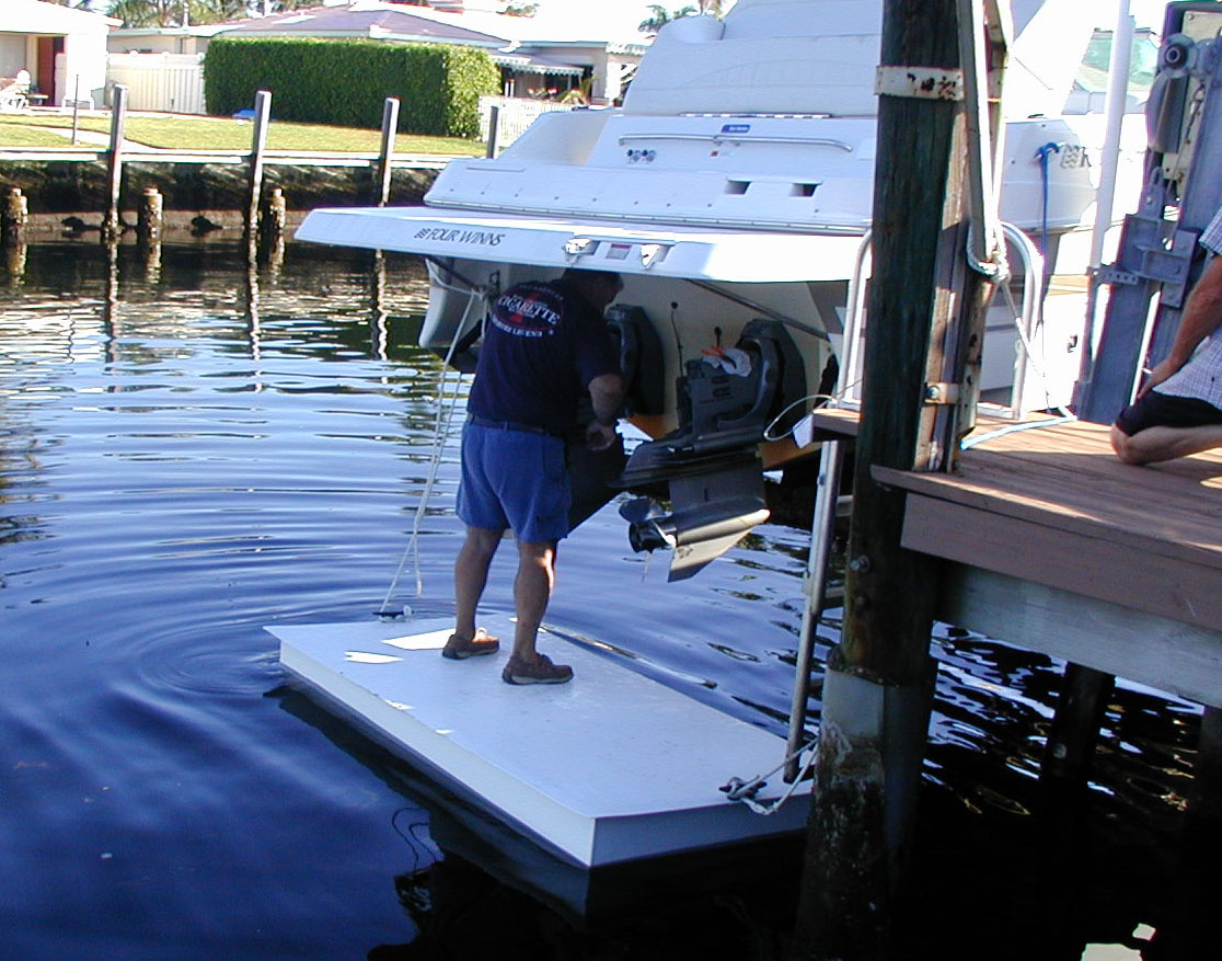 AccuDock's tweet image. AccuDock Work Floats are the perfect solution for boat repairs, maintenance, or any other job that needs to be done on the water&apos;s surface. There is no installation required, so you can order yours directly from our website! #accudock #workfloat

accudock.com/product/work-f…