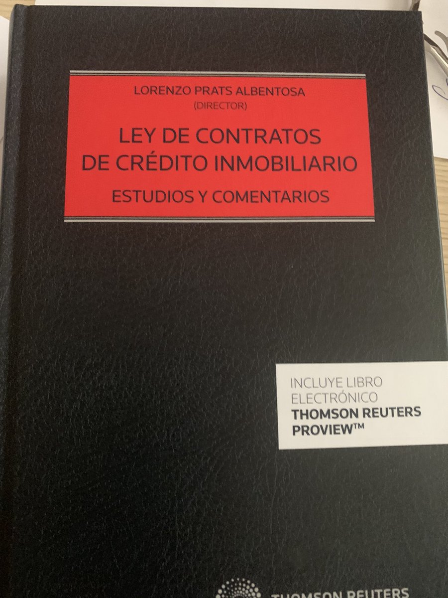 Gabrielchalse's tweet photo. Lo acabo de recibir. Encantada de haber participado en esta obra con @lpratsal @FeZunzunegui @anatoliseijo entre otros autores https://t.co/lalezssIaD