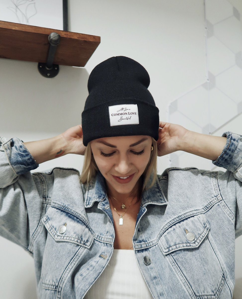 thiscommonlove's tweet photo. new goods coming sunday nov 8th @ 1p.m EST! ✨ https://t.co/EpeT3fd4uW