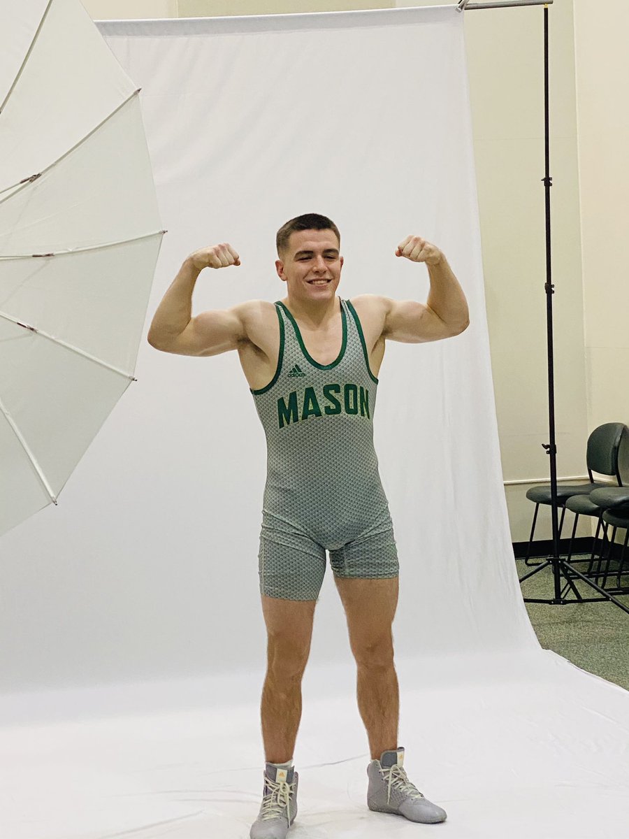 GMUWrestling's tweet photo. Little sneak peek of picture day for the team. Always a fun day for the athletes. #BeUncommon https://t.co/piIqMP4gXZ