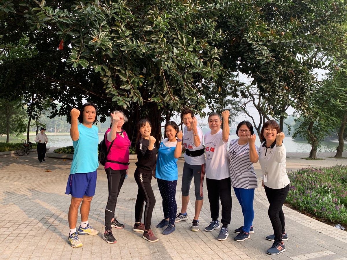 gretelochen's tweet photo. #AnneRun🏃🏾♀️back in #Hanoi🇻🇳 Friday morning #HoanKiemLake TeamNorway🇳🇴 #StayStrong💪 @havnanne https://t.co/rZBeqZ757k