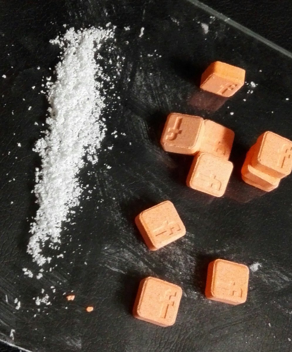 _Ghost47_'s tweet photo. #frischundfetzig #asiaexpress
#ghost47 #mydrugs #stoef #zeuch #ballern #party #drugs #legalizeit #nothingstoptherave #coronabuthigh
#teile #mdma #pepp #amphe #Facebook #druff #mangelhaftundungenügend #thyssenkrupp #rheinufer #ruhrort #moers #überall https://t.co/OWg8sCHwYf