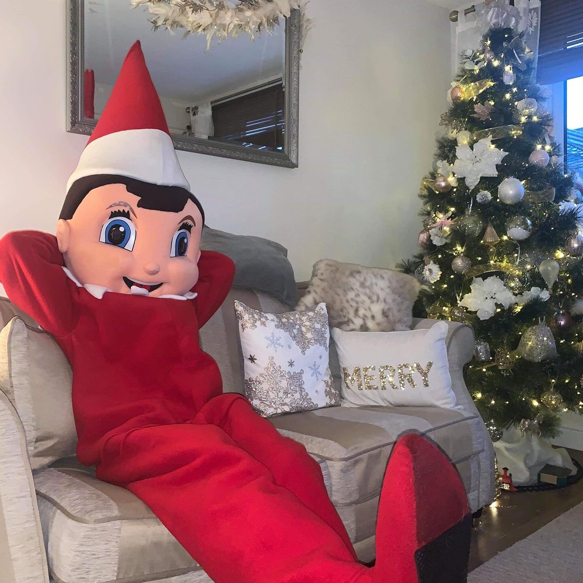 party_factory_'s tweet photo. ⛄️ELF ON THE SHELF 2020⛄️
Starting From November 23rd. 🗓
Elffie is back on tour !! ❄️
Get into the Christmas Spirit with an Elf On The Shelf Christmas Visit.🤶🏻
If you want to be part of elffie’s tour Book Now. ☃️❄️☃️
#thepartyfactory 
#elfontheshelf
#makingdreamscometrue✨ https://t.co/4qf6E084aD