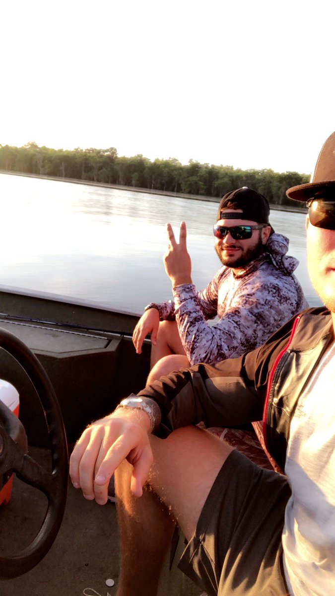 tylertidwellBD's tweet photo. Happy Birthday you legend! Thanks for being a good ole pal of mine! Love you brotha! @Buckalicous https://t.co/80p3mU7B9h