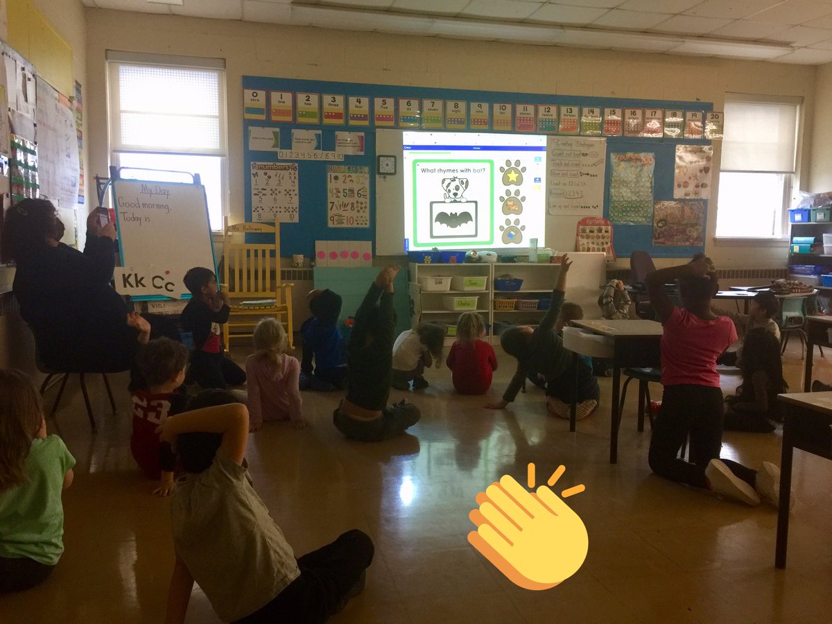 NS_SLP_MOM's tweet photo. This SLP LOVED Teaching in P/1 Kelloway!!! ๐ฅฐ๐Such amazing learners ! #RhymingRocks #VocabularyPower #LoveLanguageLearning #BoomcardsRule @AWES_official @HRCE_NS @HRCE_StudentSer https://t.co/Jb3Nupc7ZV