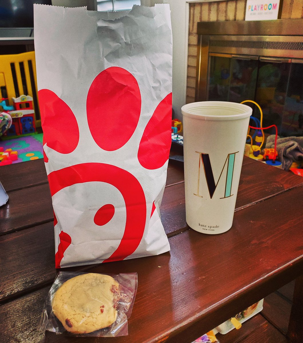 Another huge THANK YOU to my amazing admin!! ❤🐺 Chick-fil-A drive-by lunch &amp; a cookie because "we're tough cookies for surviving 1st Quarter,"--<a href="/heindrmd/">Michelle Heindrichs</a> 😂
#bestadminever #lrmswolves #positivelypwcs