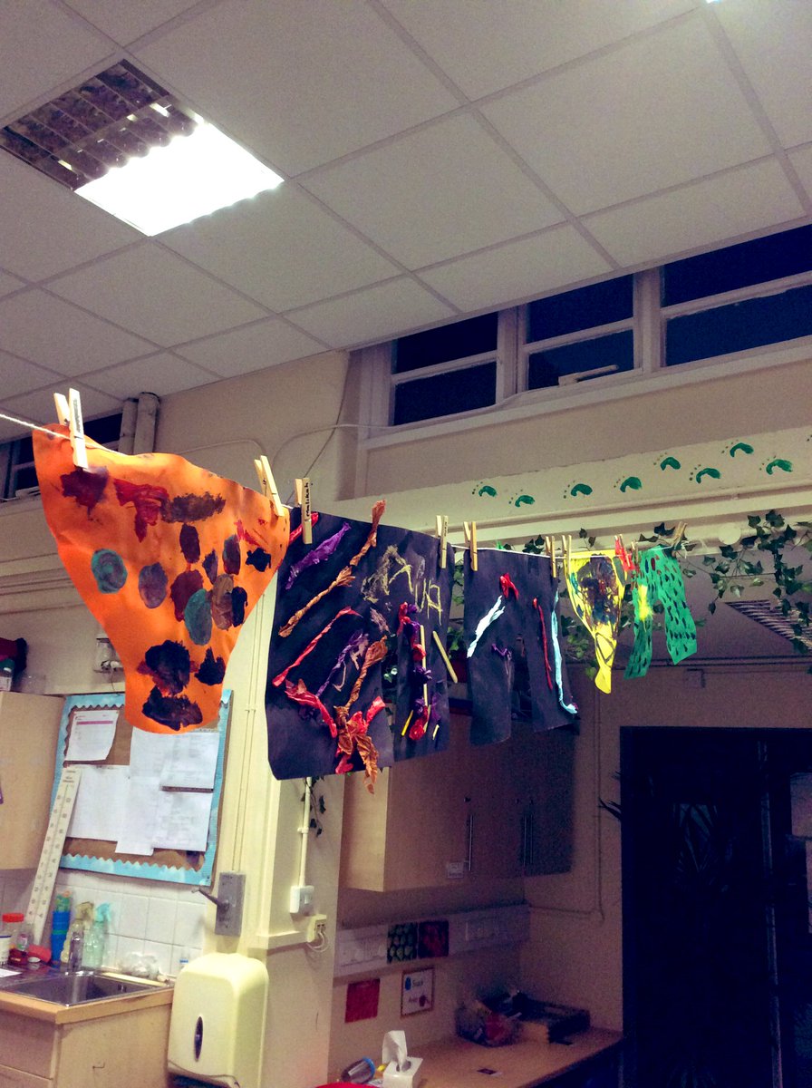 SJTDReception's tweet photo. We’ve been learning all about patterns.  Reception have made some patterned pants for our alien friends who just LOVE underpants! @clairefreedman https://t.co/BvJZoGYuPh