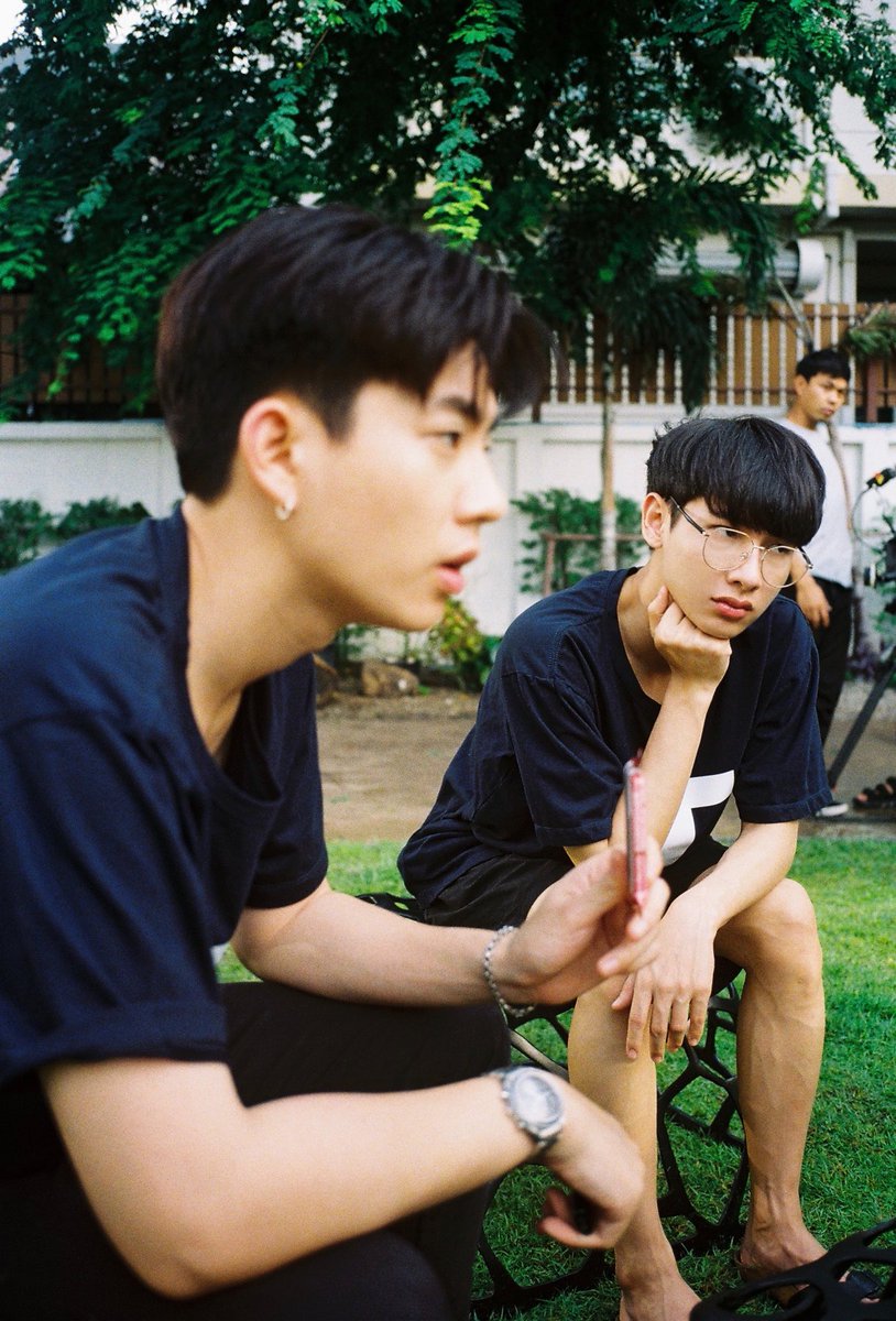 Tawan_V's tweet photo. ...ทุกทีที่อยู่คนเดียว 💙
#คนละทีเดียวกันตอนจบ 
#villagersfilm https://t.co/gQ71w7c5iw