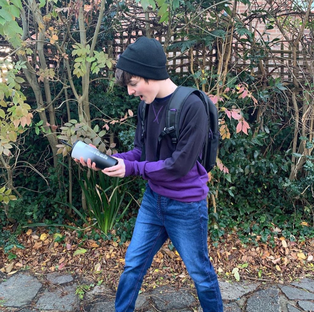 two pretty best friends, a thread