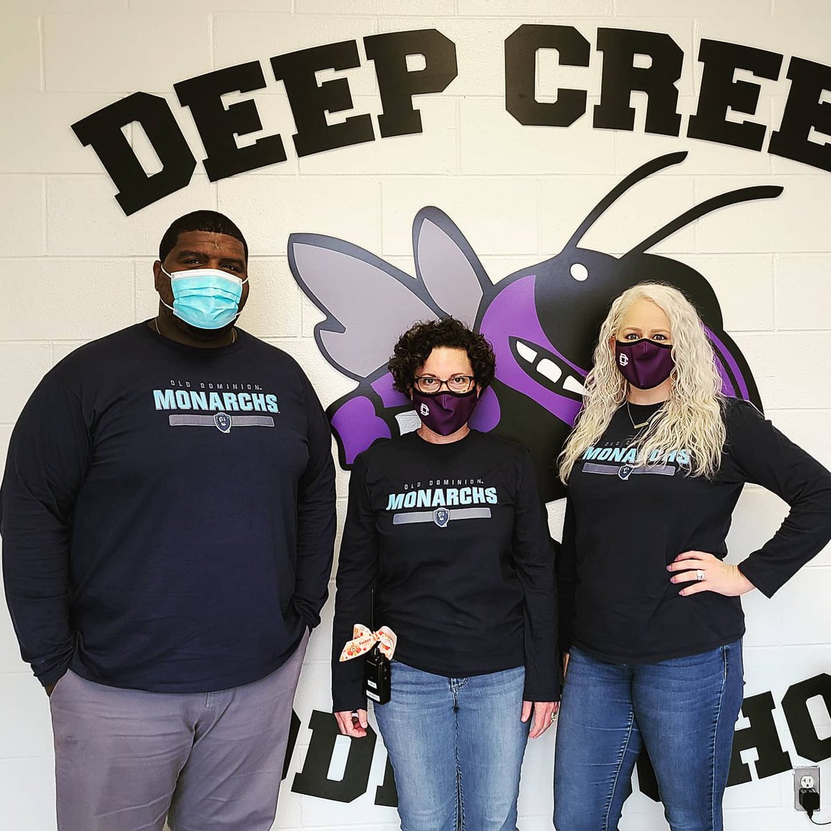 DCMS_hornets's tweet image. We&apos;re repping our college spirit wear today! We&apos;ve got a lot of ODU Blue out there! #virtuallyunstoppable