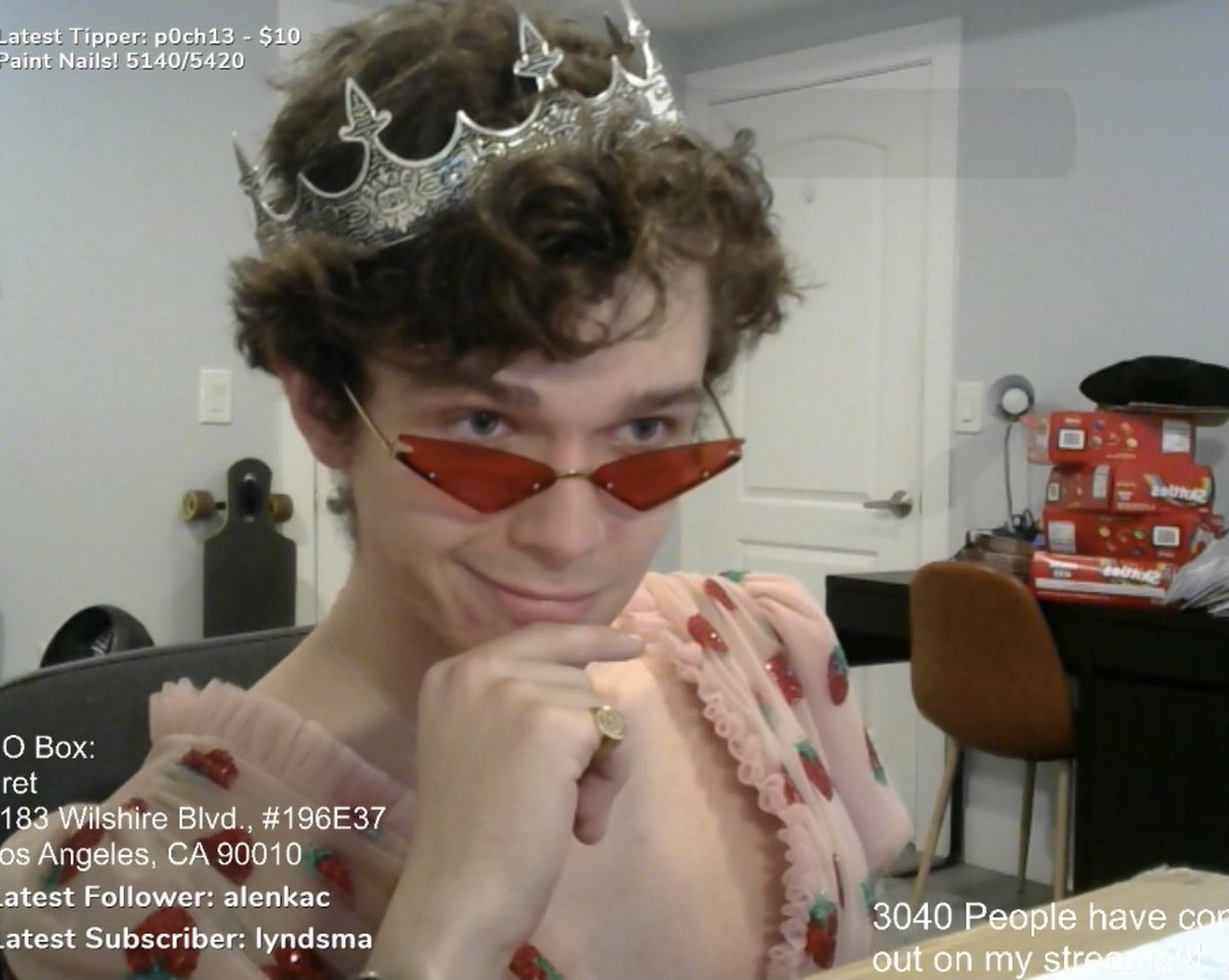 two pretty best friends, a thread