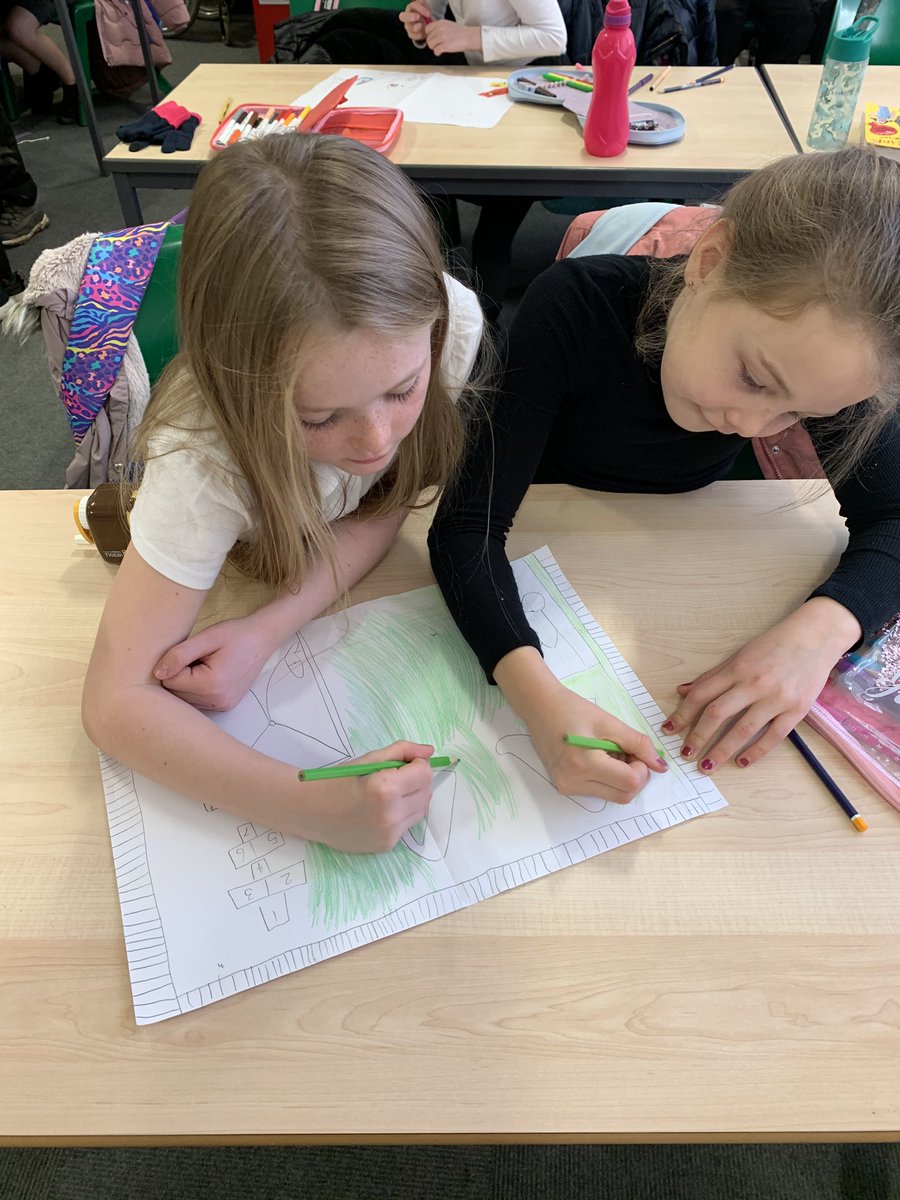 InshesP4's tweet photo. @InshesR This week we have been thinking about article 23 - supporting children with disabilities. Today, we designed new playgrounds which would be more accessible. #ChildrensRights https://t.co/bD4qZCfrXQ