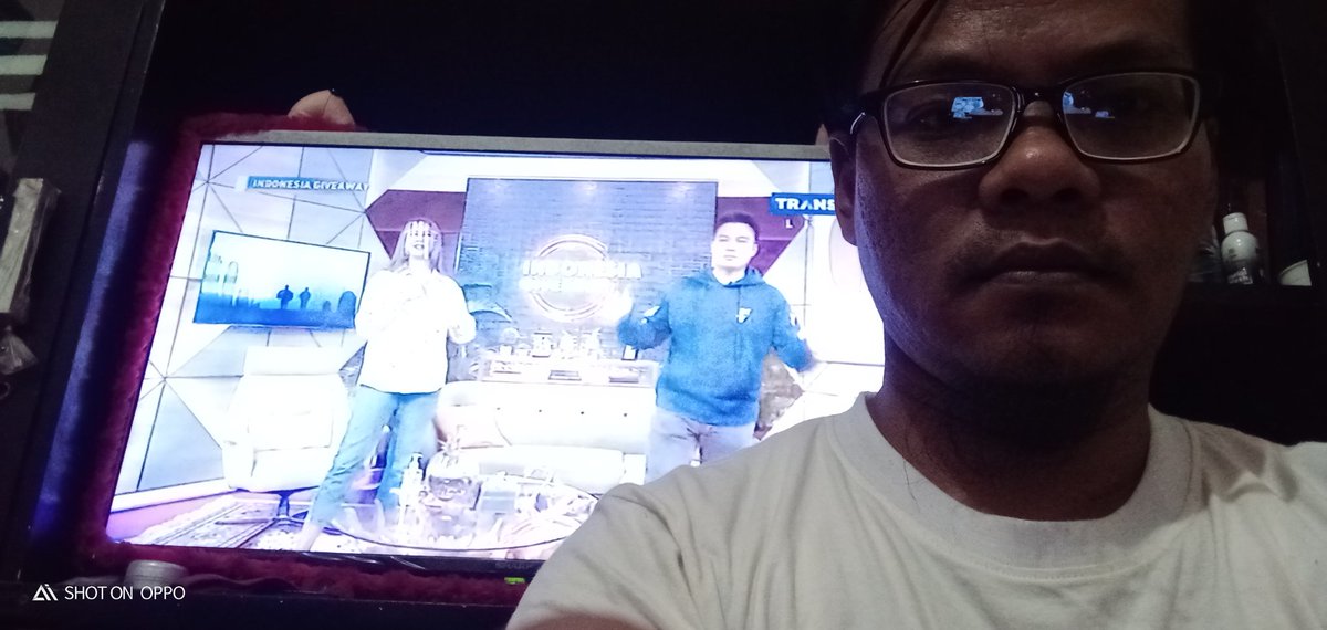 phiemant04's tweet photo. Klo ketemu mantan ya harus kita sapa, kenapa harus kabur, kan namanya juga mantan, ga harus malu atau takut. Yang lalu biarlah berlalu, karena setiap orang pasti punya yang namanya masa lalu.
@TRANS7
#IndonesiaGiveaway48 https://t.co/7juPbhkStw