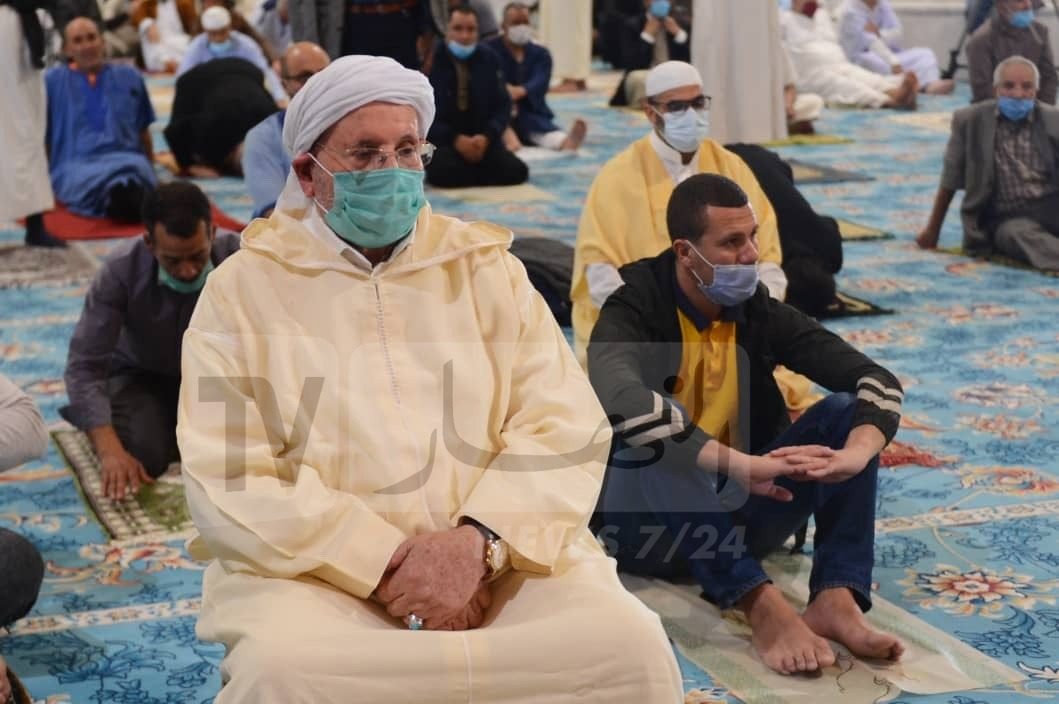 dzbreaking1's tweet photo. #Algeria
#الجزائر
#coronavirus
#Covid_19
#جامع_الجزائر
#صلاة_الجمعة
First #Friday_prayer performed at #Great_Mosque of #Algiers- Photos / Video of #Adhan https://t.co/YywVFheTNu https://t.co/MGJv3CBIK4