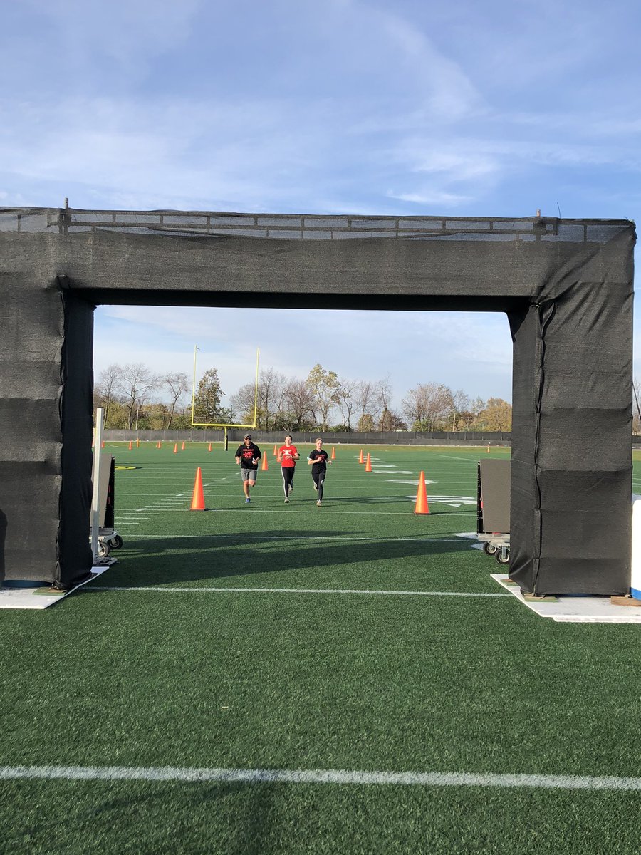 JanellCameron16's tweet photo. @FairbanksNation @oatccc @OHMileSplit   @FortressObetz One More Day!!!!  FAIRBANKS SR @ameliaccameron and FR @RachaelHoover17 are ready to run!  Go Panthers!! https://t.co/KyeU5inCqw