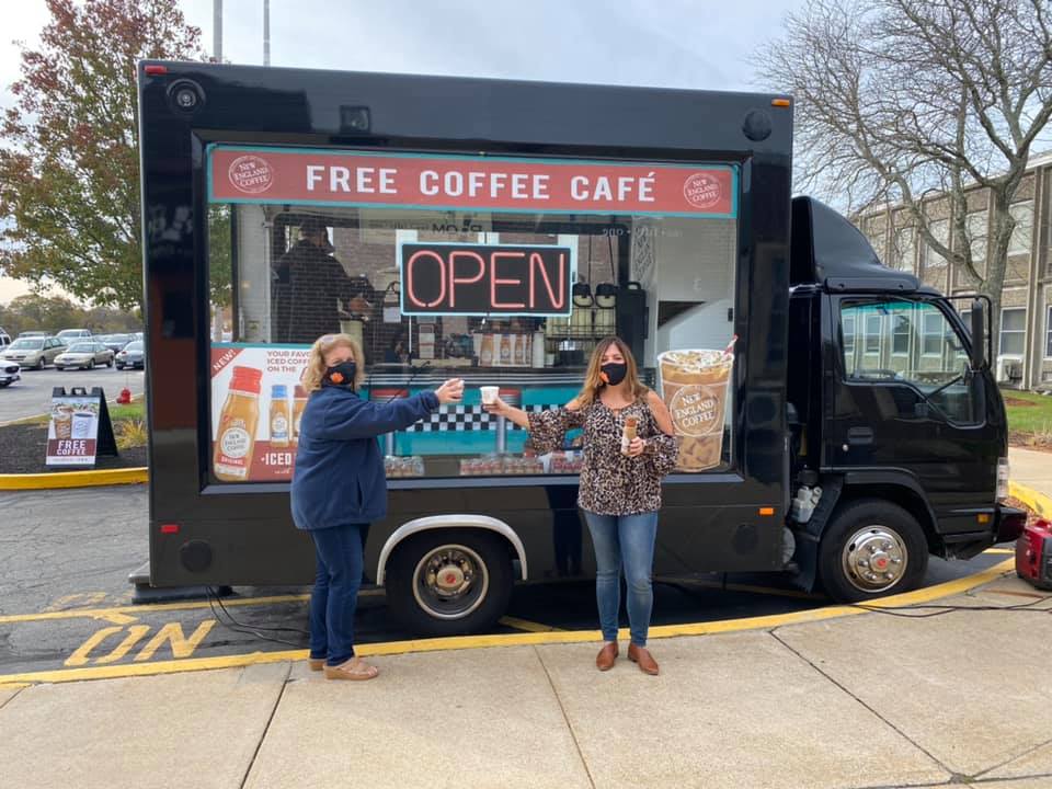 AndrewRebello_'s tweet photo. Our educators and support staff deserve to be recognized. Their resilience, determination, and unwavering commitment to delivering high quality instruction and student support makes the #DimanDifference possible. Thank you @NE_Coffee for celebrating our staff! #DimanDifference https://t.co/yuoVvhlCA3