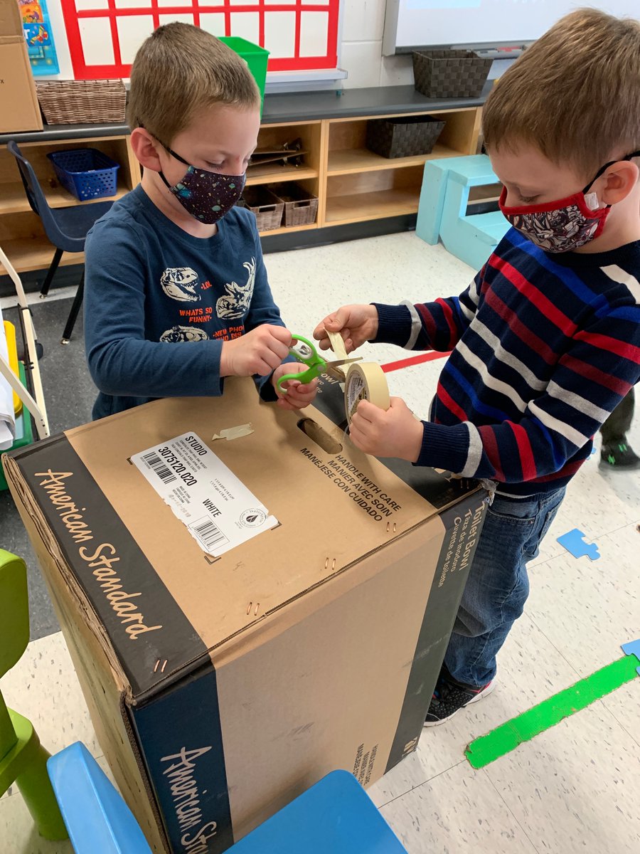 MackenzieFive's tweet photo. Thanks for loaning us the book @BailieHearn! It’s not a box, it’s a dog house! And a mailbox! @alcdsb_mich https://t.co/PGFbp55SAO