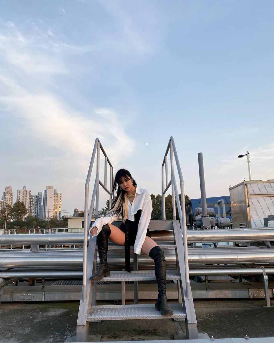 wheeinzone's tweet photo. 📷 whee_inthemood
https://t.co/6KmfLrrBWD https://t.co/h4cbv9D19w