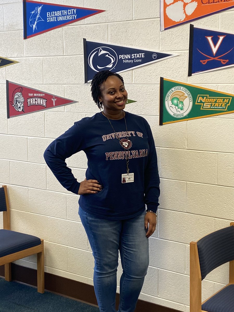 cpkcareercenter's tweet photo. Congratulations Mrs. Laurra Edmonds-Young, our 2020-21 Teacher of the Year! She is indeed our Superhero! #virtuallyunstoppable #c2the3 https://t.co/NkxbuKiDLf