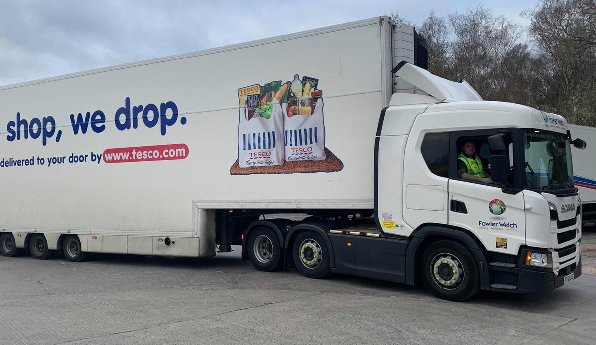 BacklineHGV's tweet image. Big congratulations to our #Exeter driver Jack on securing a bonus for exceptional safe and efficient driving during his recent placement.

We strive to provide the BEST drivers, maximising your operation&apos;s efficiency and profitability.

 #ByDriversForDrivers #WeAreLogistics