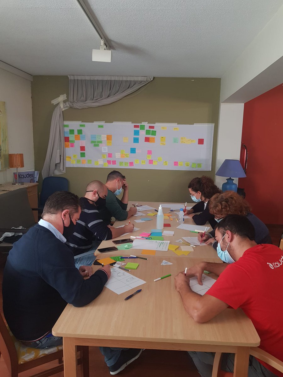 Kaudex_contract's tweet photo. Trabajadores de @kaudex en un taller con la nueva metodoligia #element4 y Lego Serious Play. Jornada muy dinamica e interesante. #kaudex #taller #lego #formacion #consultaria #empresa #trabajadores #procesos #legoseriousplay #fabrica #contract #hoteles #residencias #madeforyou https://t.co/sXFEvEIvoF