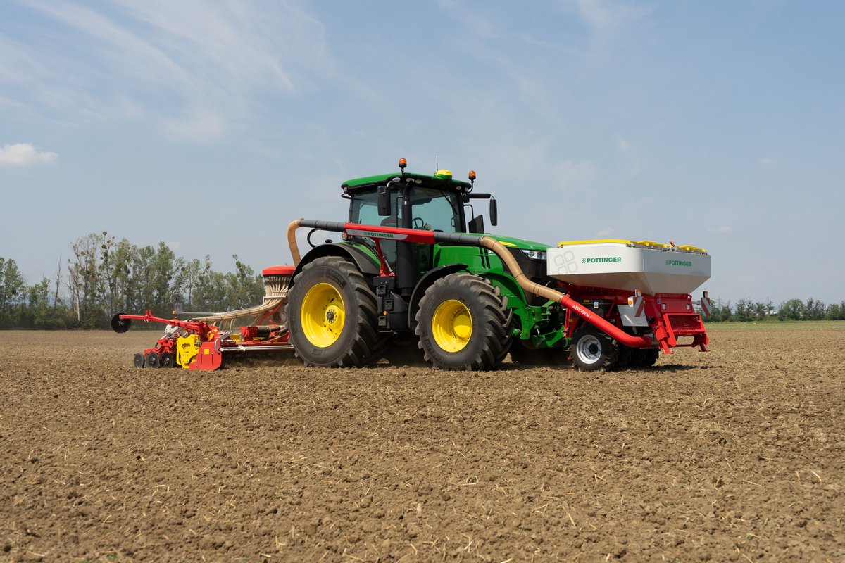 The highest performance combined with operating convenience and versatility. The new AEROSEM FDD front hopper seed drill.