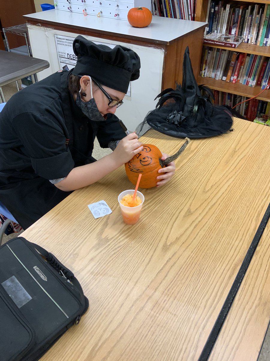 Fall Fun. Last week Halloween.  This week knife skills dicing onions and pie pumpkins used to make one sweet and one savory purée. Arsenal made pumpkin rolls #granvillepike <a href="/ProStart/">ProStart</a>  <a href="/OhioProStart/">Ohio ProStart</a>