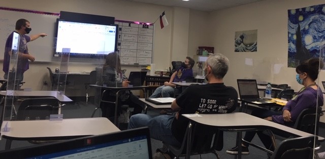 JVHSCIC's tweet photo. Mr. Greco uses team planning time to model Kelly Gallagher's RADaR revision strategy. @jvhsprincipal @JerseyVillageHS @KellyGToGo @AmiLRuby #QualityFirstTimeLearning #MonitorAndAdjust https://t.co/YuLDr2YXqg