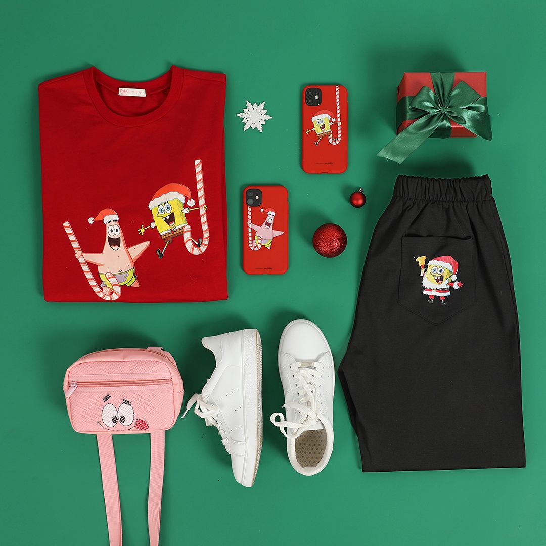 ROMWESHOP's tweet photo. Our #ROMWEFUN collection is finally here!
SHOP HERE>>https://t.co/bFCKuiQU5z
#ROWME #ROMWEFUN #ROMWEblackfirday #ROMWExPowerpuffgirls #ROMWExPeanuts #ROMWExspongebob #Christmas https://t.co/tqJymk42Rq