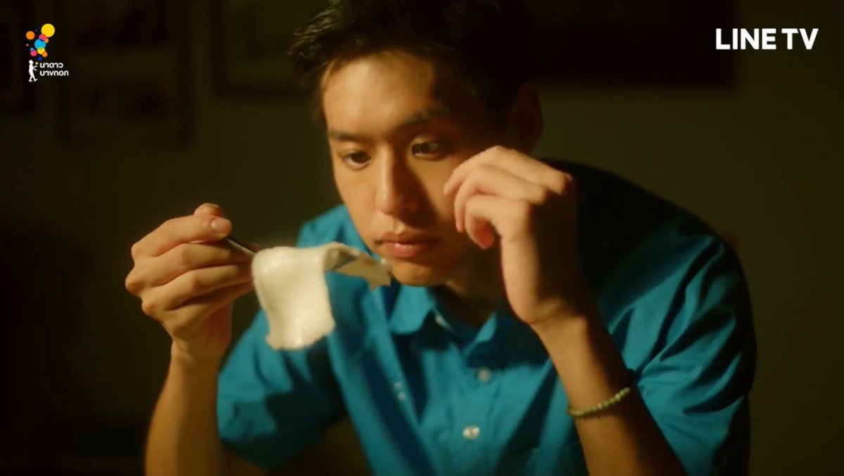 3. now lets talk color theory. ohaew's color is red, a warm color, it symbolizes love, passion, longing and lust. teh's color is blue, a cool color, it symbolizes serenity, stability and wisdom. red & blue are conceptually opposite colors and its projected on their personalities.