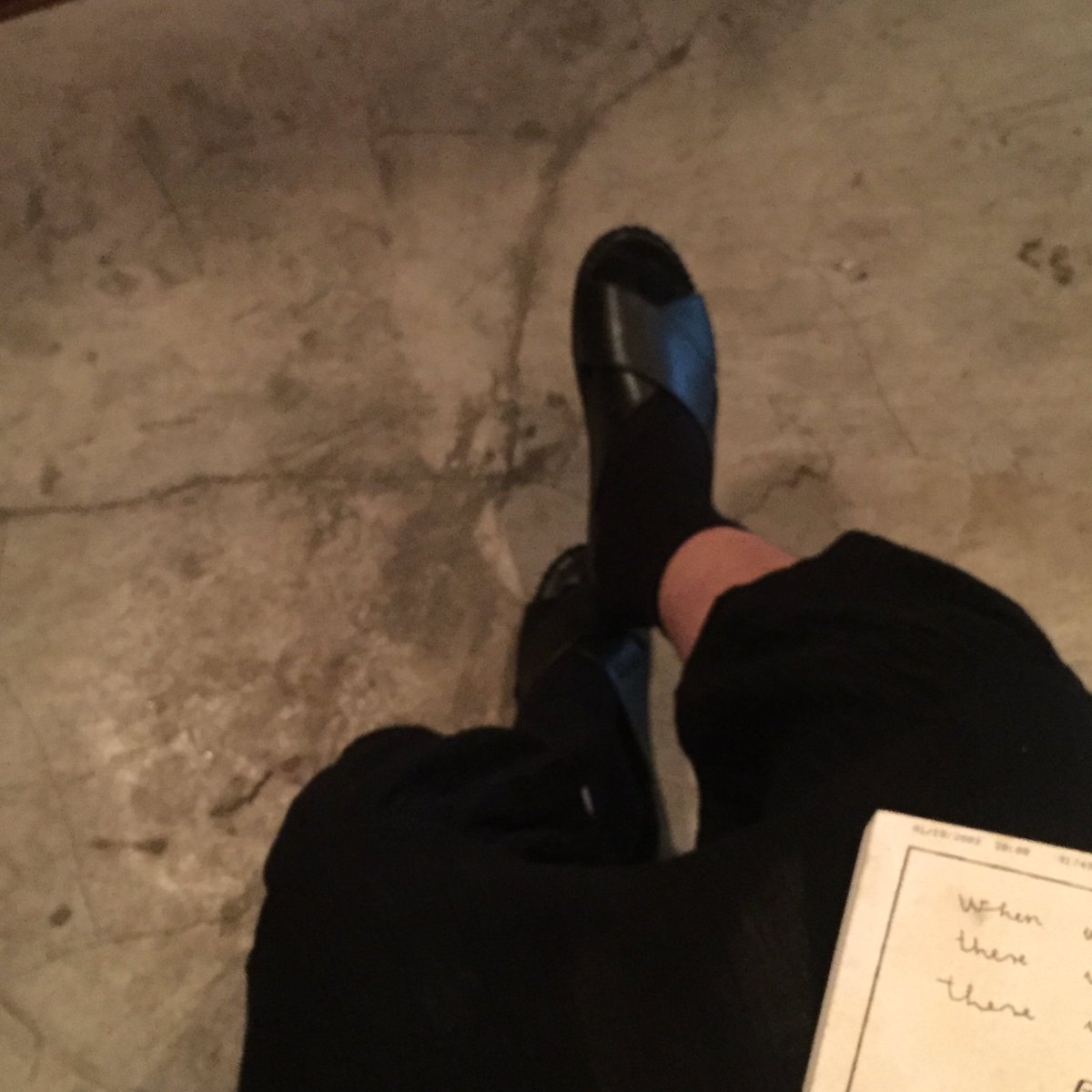 thymeandherbook's tweet photo. friday mood :3 #emyht https://t.co/DDnlUR7dbx
