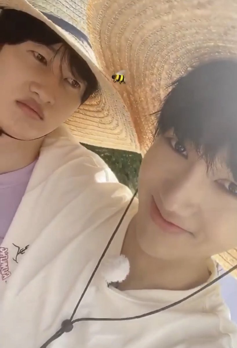 ●   Hyukjae as a tsundere  #yehyuk @shfly3424 @AllRiseSilver