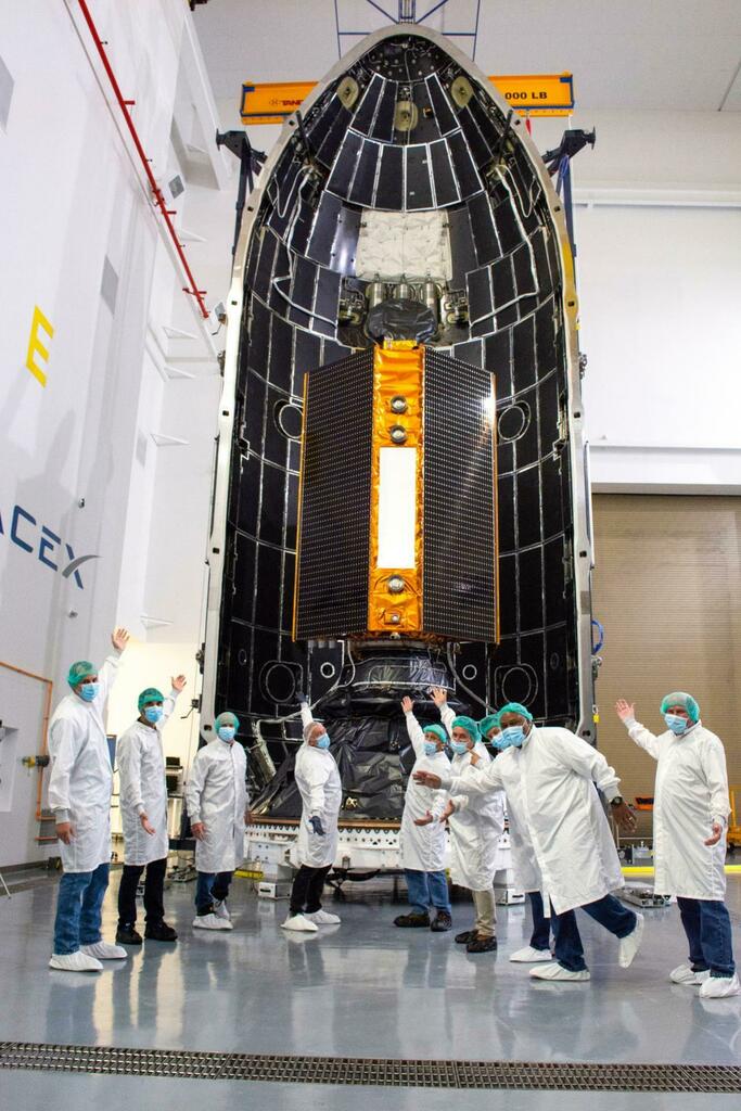 coolpix4U's tweet photo. Preparing the Sentinel-6 Michael Freilich Satellite for Launch via NASA - https://t.co/ltKhUt6oAX https://t.co/s8oZY7G4yf