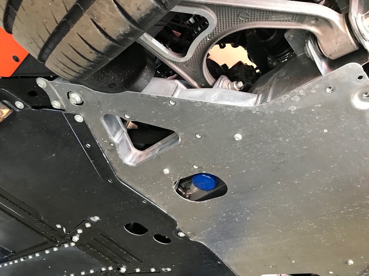 Nice oil filter access.